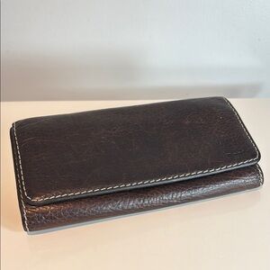 Vintage ROOTS dark brown pebbled leather tri-fold wallet EUC